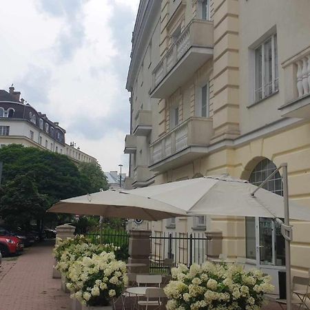 Stylish Bright Apartment Ochota With Balcony Varsovia Exterior foto